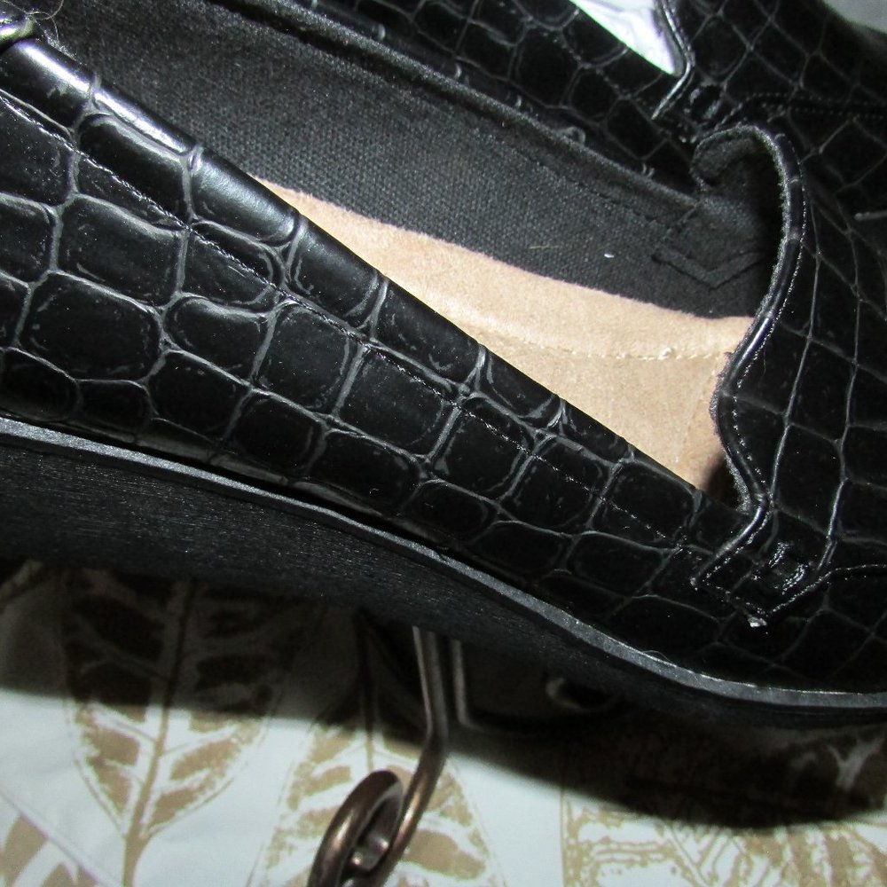 Mia Amore Memory Form Katri Croc wedge Shoes